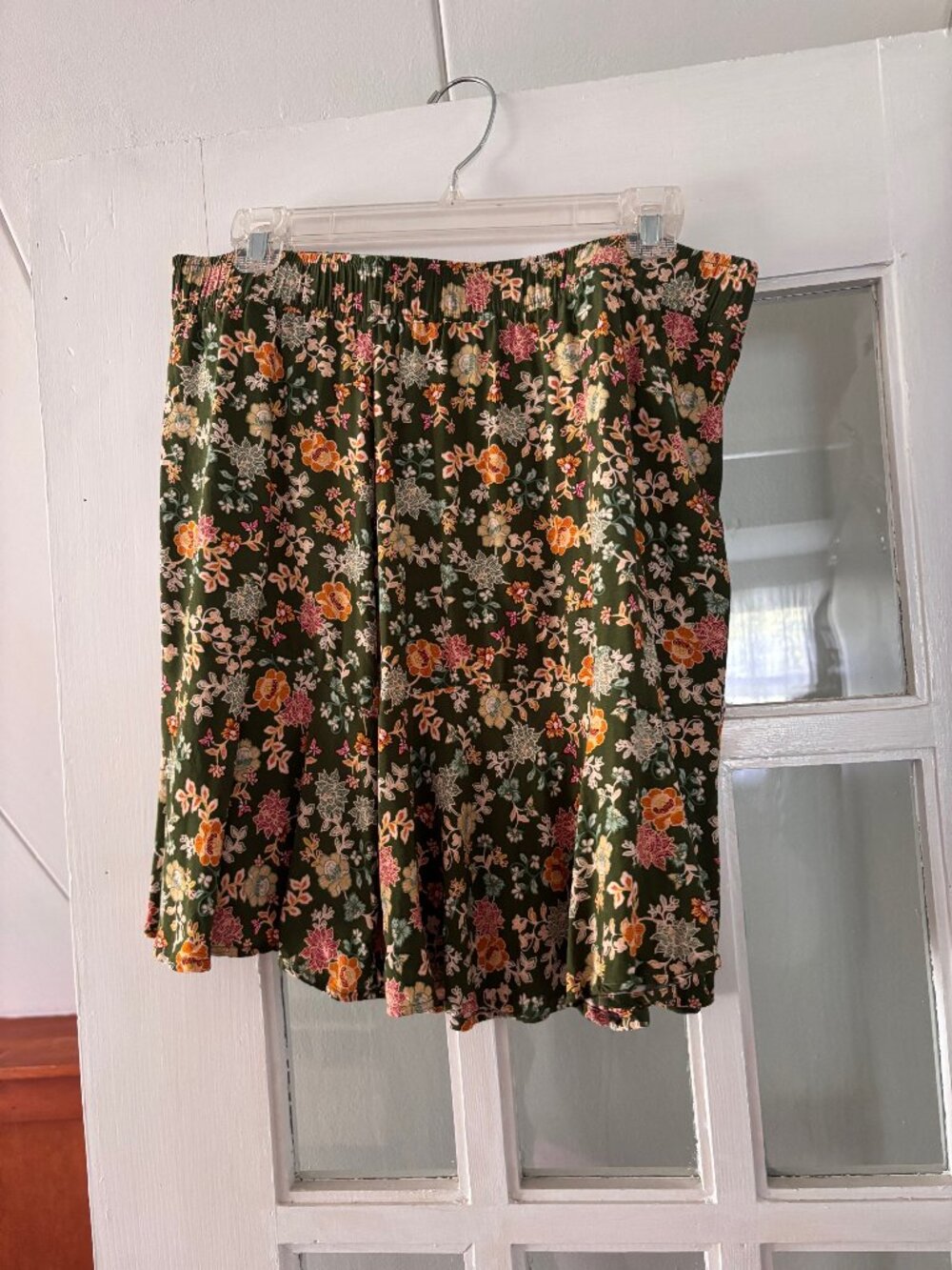 LOFT Green Floral Skirt (L)